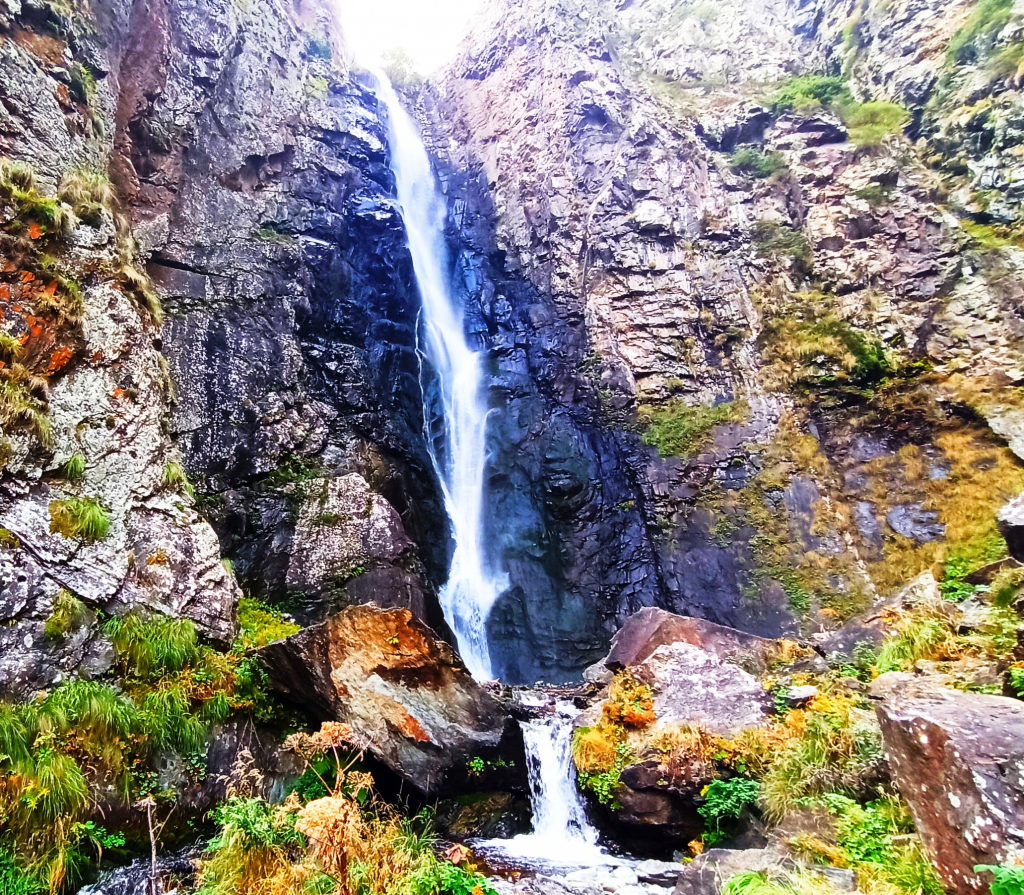 ერთდღიანი ჯიპ-ტური დათოვლილ ყაზბეგში ❄️❄️❄️