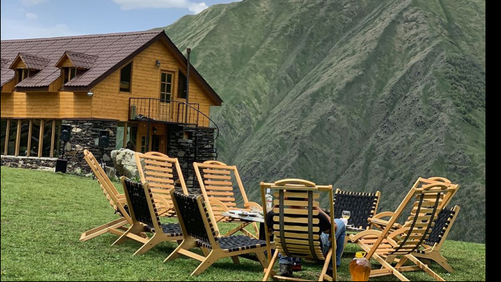 Day Hiking tour in Juta