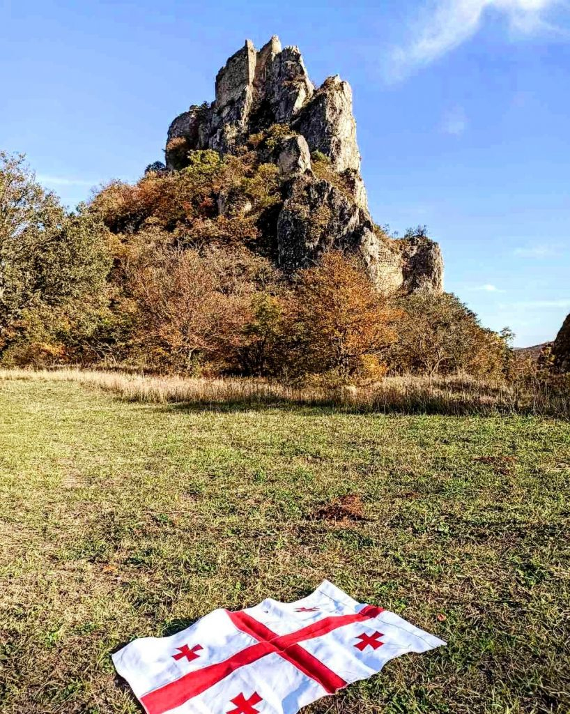 არწივის. ხეობა, ხორნაბუჯის ციხე ერთდღიანი ტური