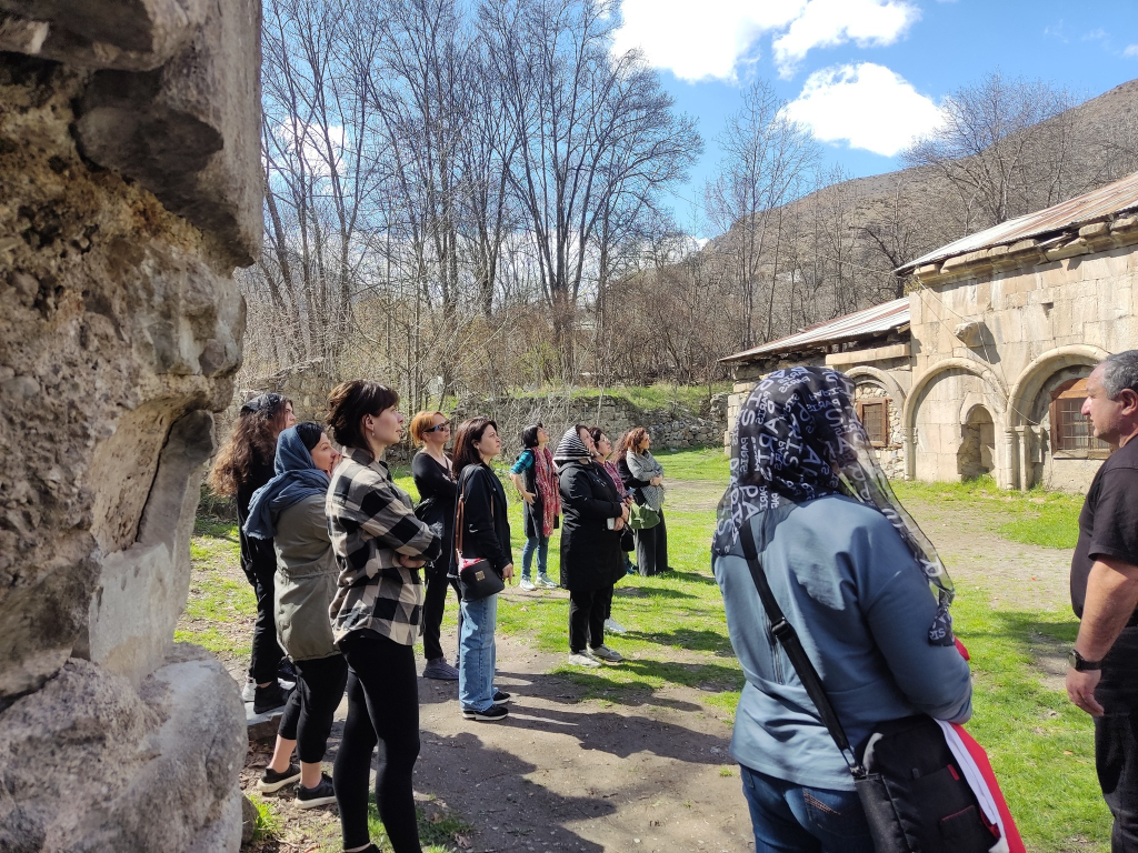 გიორგობის დღესასწაული ტაო-კლარჯეთში - ტურის გიდი არის ცნობილი ისტორიკოსი და მხარეთმცოდნე ზაზა ნათენაძე