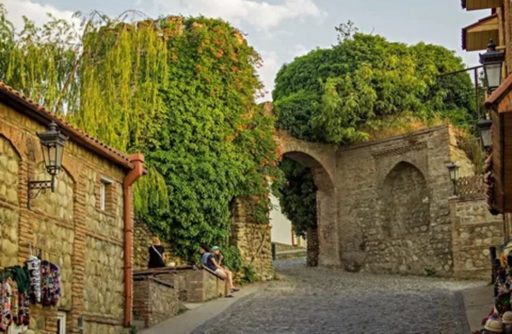 კახეთი - სიღნაღი ; ლეგენდარული წინაპრების თავშესაფარი, წმინდანის მონასტერი და ყველა საოცრება . . .