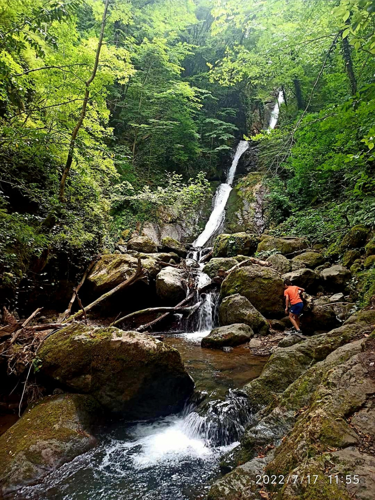 ლეჩხუმი: ცაგერი, ქულბაქი, ოტიფარა, რაჩხა, ჩქუმი და ა.შ.