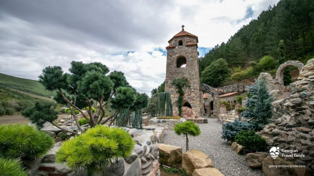 ძამას ხეობის დღიანი ტური