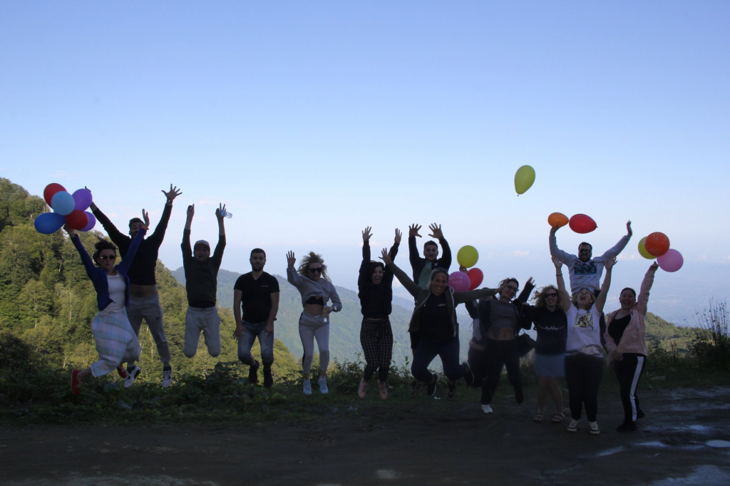 გომისმთა - ზღაპარი ღრუბლებს ზემოთ - კოტეჯებში განთავსება