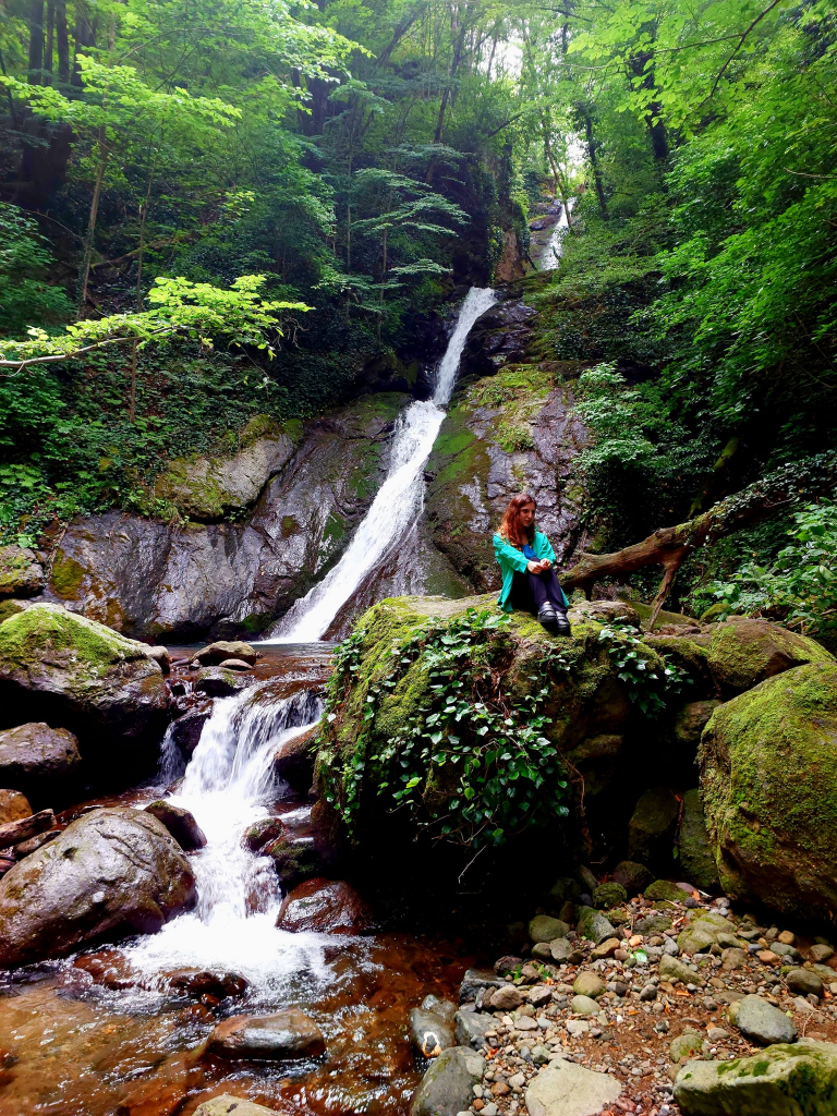 ლაილაში, ქულბაქი, ცხრაჯვარი, რაჩხა, ჩქუმი და ა.შ.