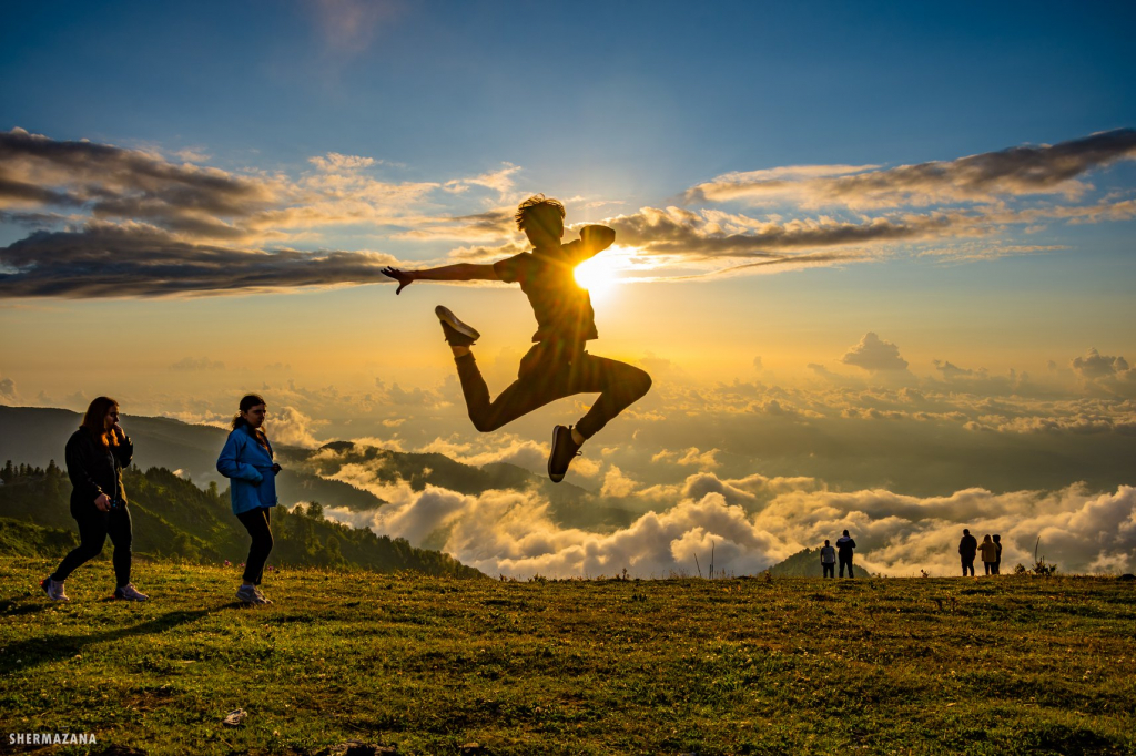 Gomismta - Trip above the clouds