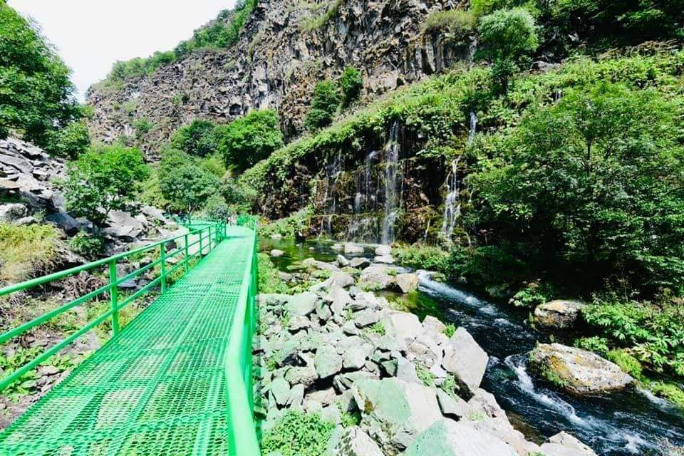 დაშბაშის კანიონის დღიანი ტური