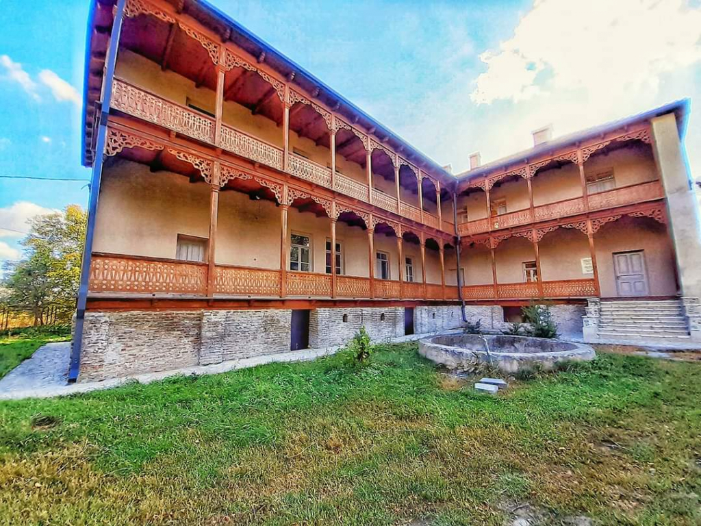 შატო მუხრანის დღიანი ტური