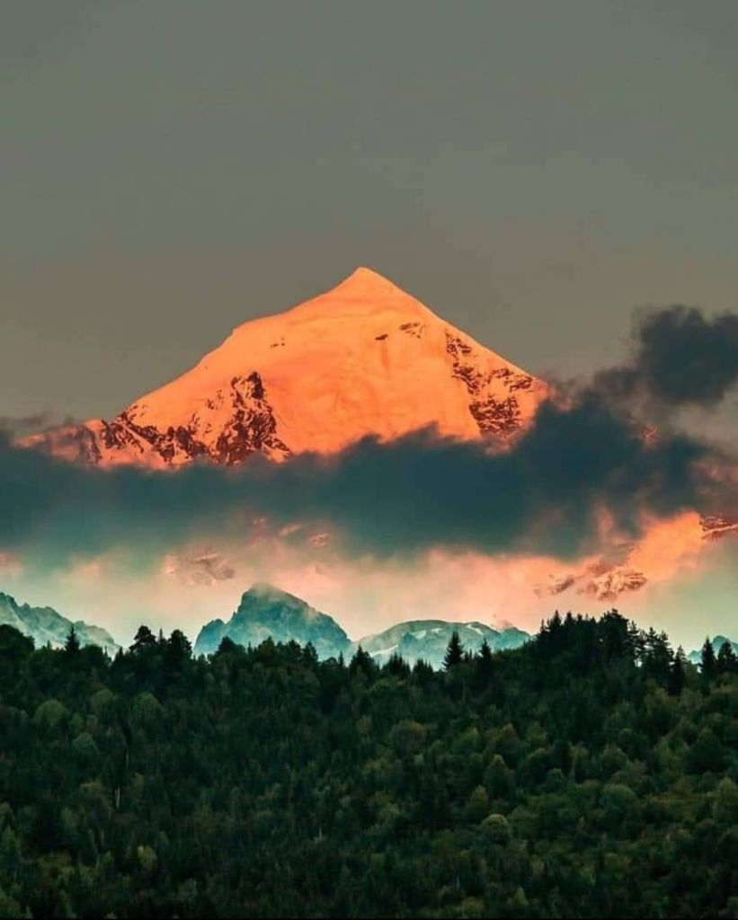 დღიანი ტური სვანეთში