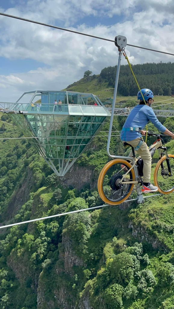 დაშბაშის კანიონის დღიანი ტური