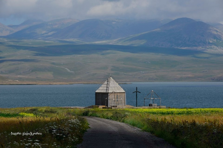 ჯავახეთის ტბები : ფარავანი, საღამო, მადათაფა