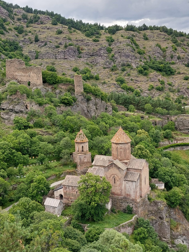 დაგეგმე სასკოლო და კორპორატიული ტურები ჩვენს გამოცდილ გუნდთან ერთად