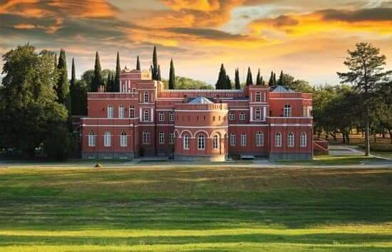 შატო მუხრანის დღიანი ტური