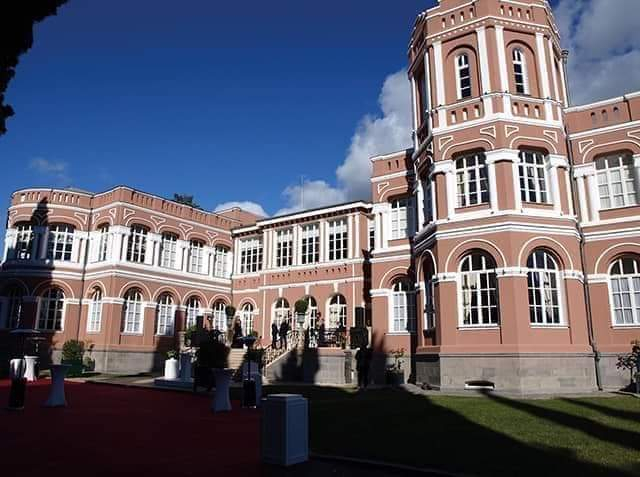 შატო მუხრანის დღიანი ტური