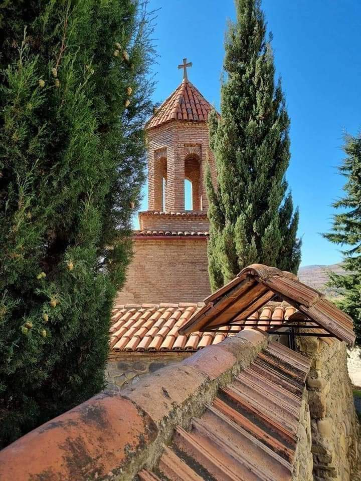 შატო მუხრანის დღიანი ტური