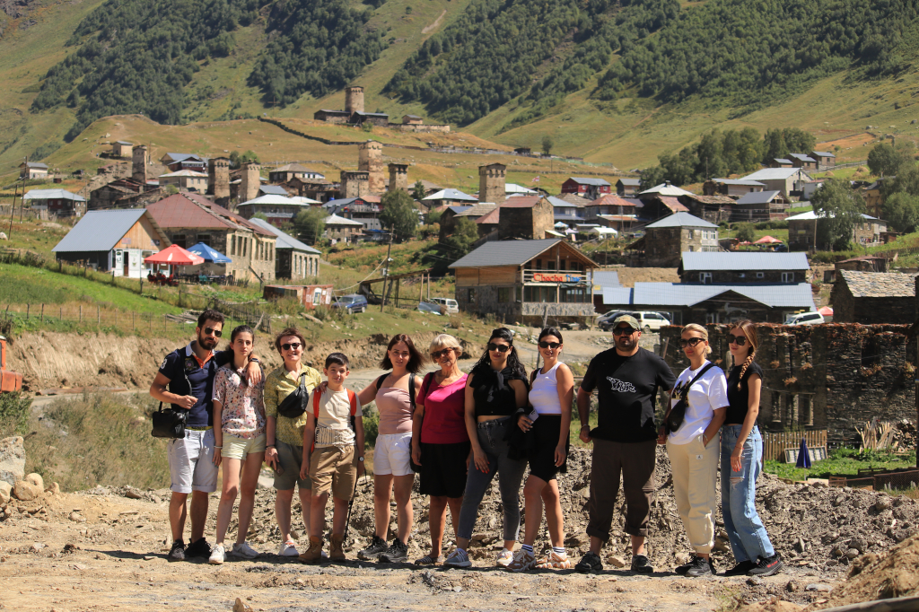 სვანეთის დღიანი ტური - შემოდგომის სილამაზე- სრული პაკეტი ( სასტუმრო, კვება, შიდა გადაადგილებები )