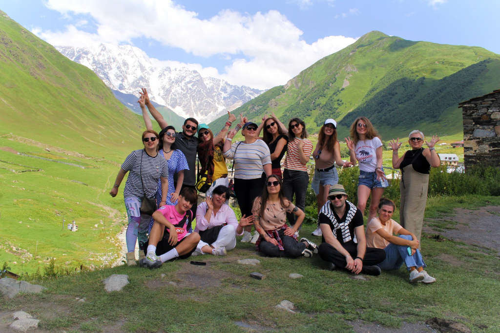 სვანეთის დღიანი ტური - შემოდგომის სილამაზე- სრული პაკეტი ( სასტუმრო, კვება, შიდა გადაადგილებები )