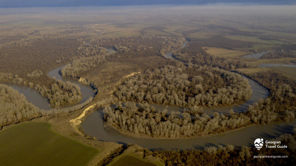 ჯიპ ტური ვაშლოვანის ნაკრძალში: მიჯნის ყურე, პანტიშარა, მერცხლების ქალაქი, დათვის ხევი და ა.შ.