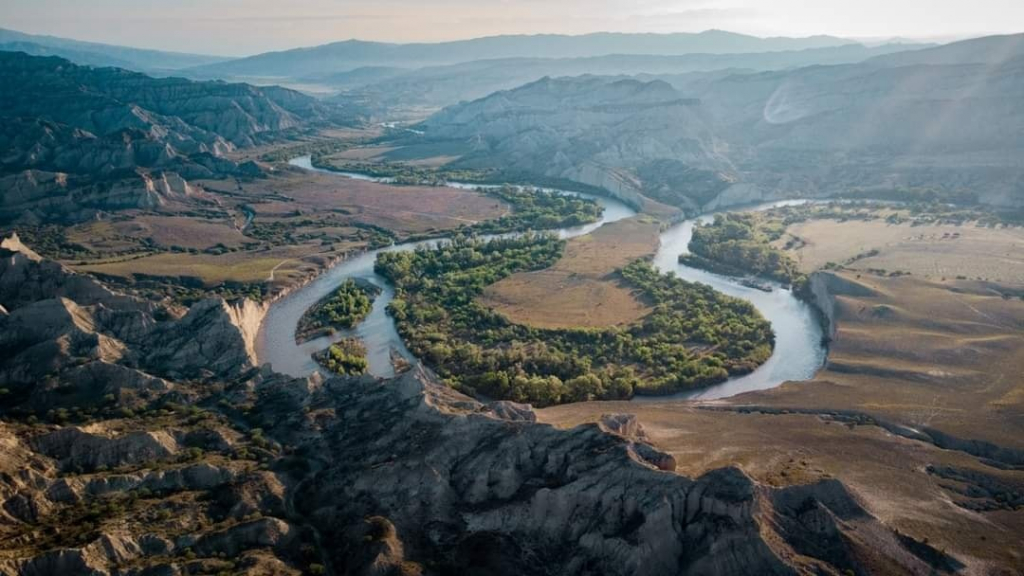 ჯიპ ტური ვაშლოვანის ნაკრძალში: მიჯნის ყურე, პანტიშარა, მერცხლების ქალაქი, დათვის ხევი და ა.შ.