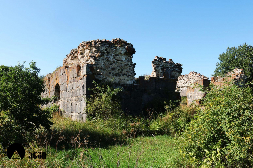 გუდარეხი, მამულო- პანტიანის მეგალითური ნასახლარები, კლდეისის ჩანჩქერი - დელიკით - ინფო ტური