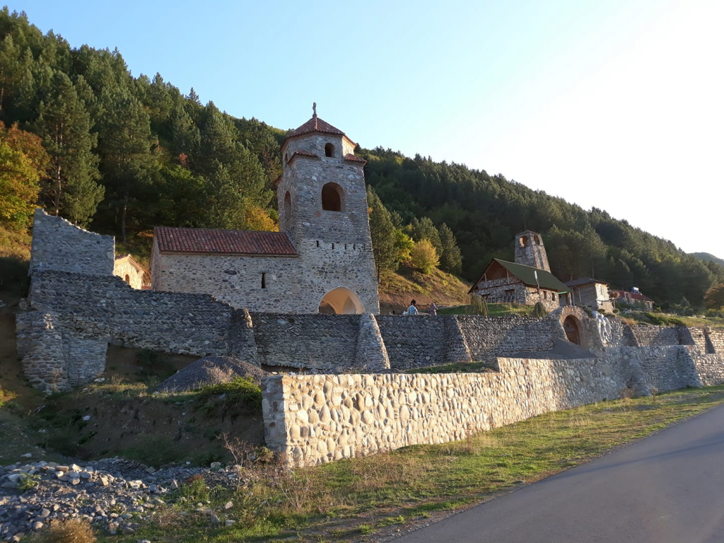 ძამას ხეობა: ქოზიფა, ბატეთის ტბა, სარკინეთი, ორთუბანი