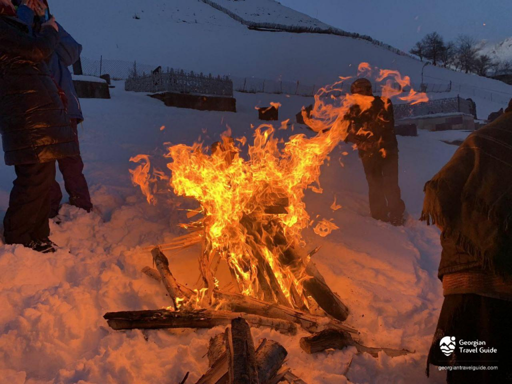 სვანეთის დღიანი ტური (ლამპრობა)