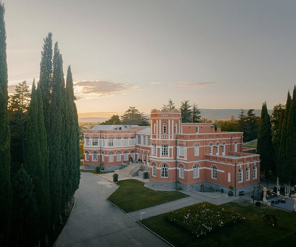 შატო მუხრანის დღიანი ტური