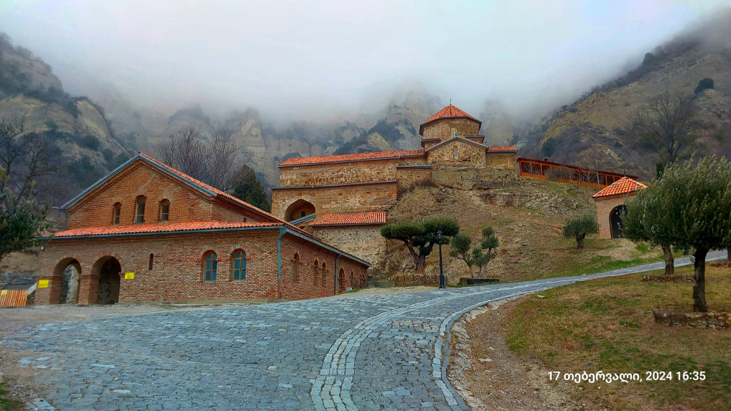 პანტანასა, ჯვარი, საგურამო, შიომღვიმე, ოლღას მონასტერი და ა.შ.