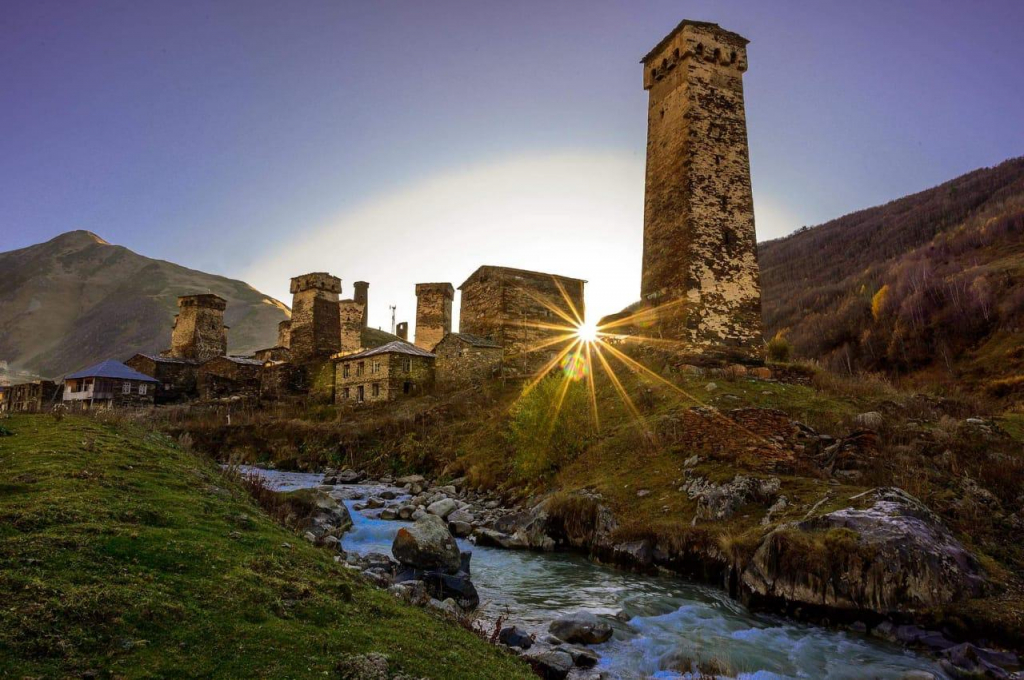 4 დღიანი დაუვიწყარი ტური ულამაზესი სვანეთში