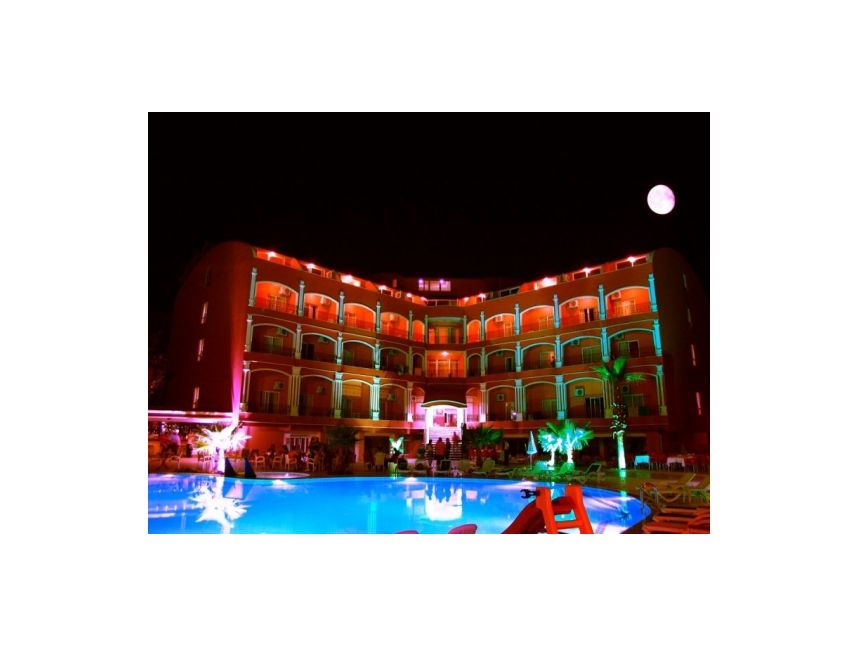 Kemer Millennium Palace *   აგვისტო