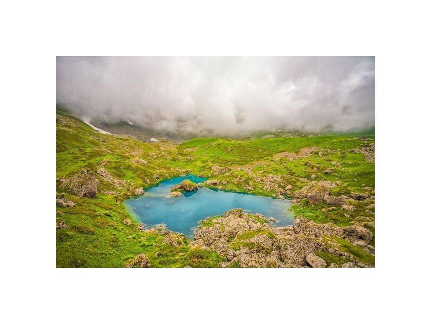 ბოლო ლაშქრობა აბუდელაურის ფერად ტბებზე -