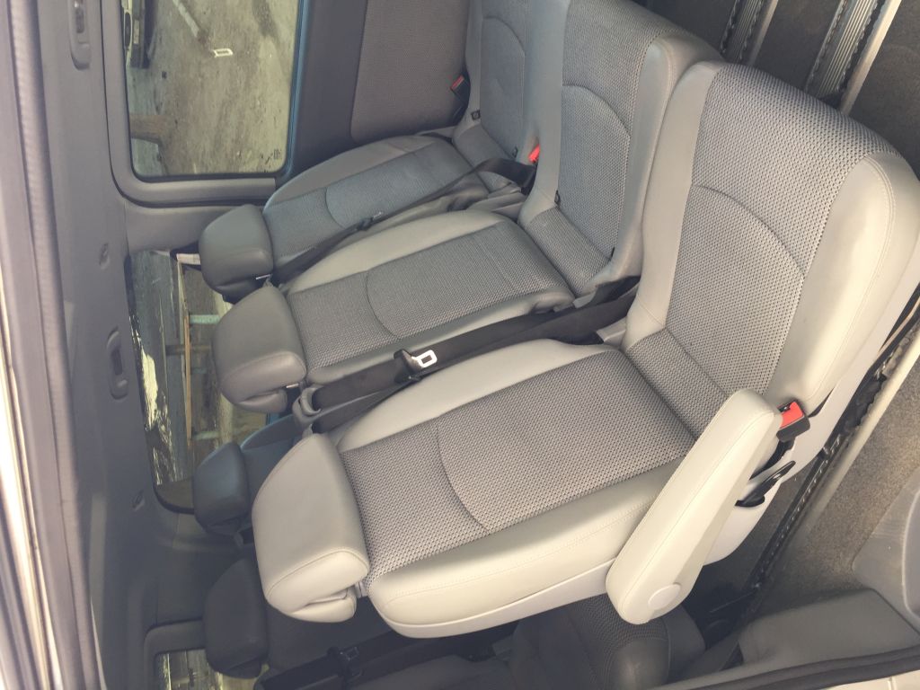 Minivan - MERCEDES-BENZ