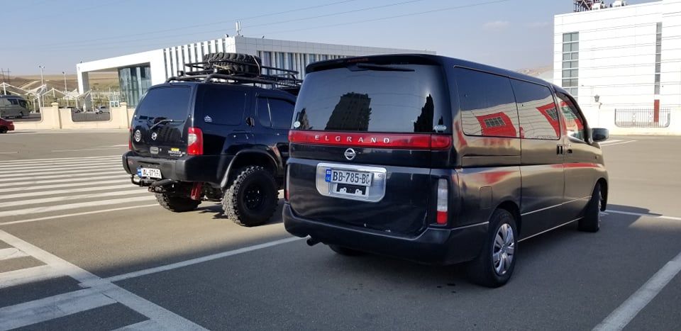 მინივენი - NISSAN