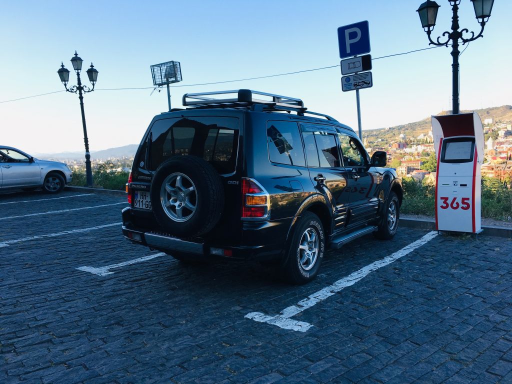 ჯიპი - MITSUBISHI