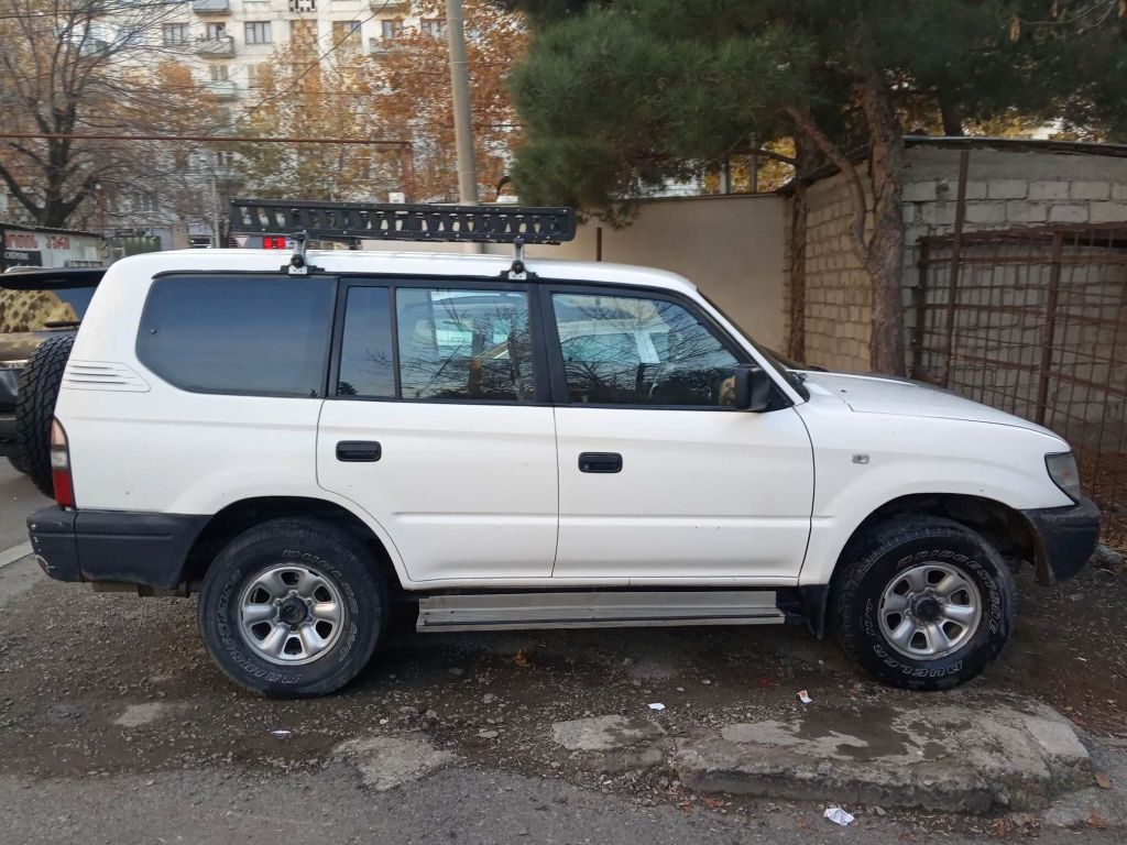 ჯიპი - TOYOTA