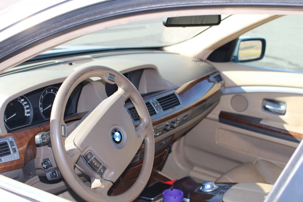 სედანი - BMW