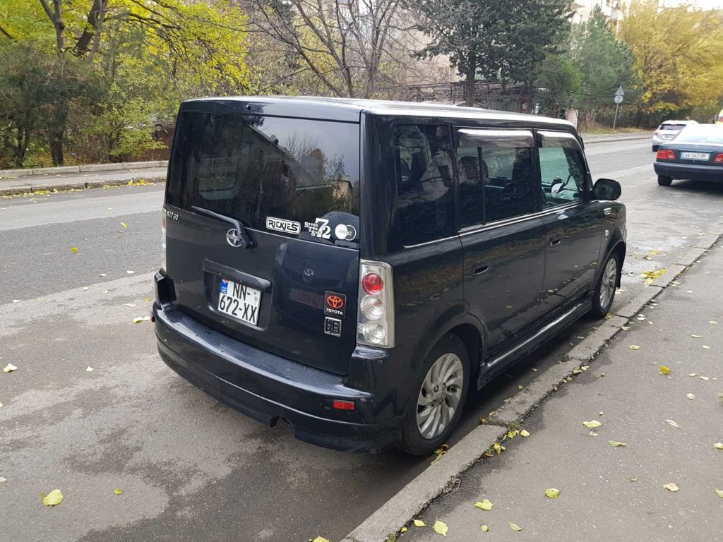 минивэн - TOYOTA