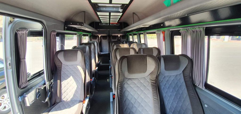 ავტობუსი - MERCEDES-BENZ