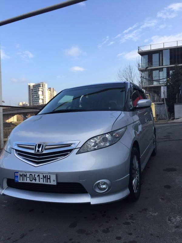 მინივენი - HONDA