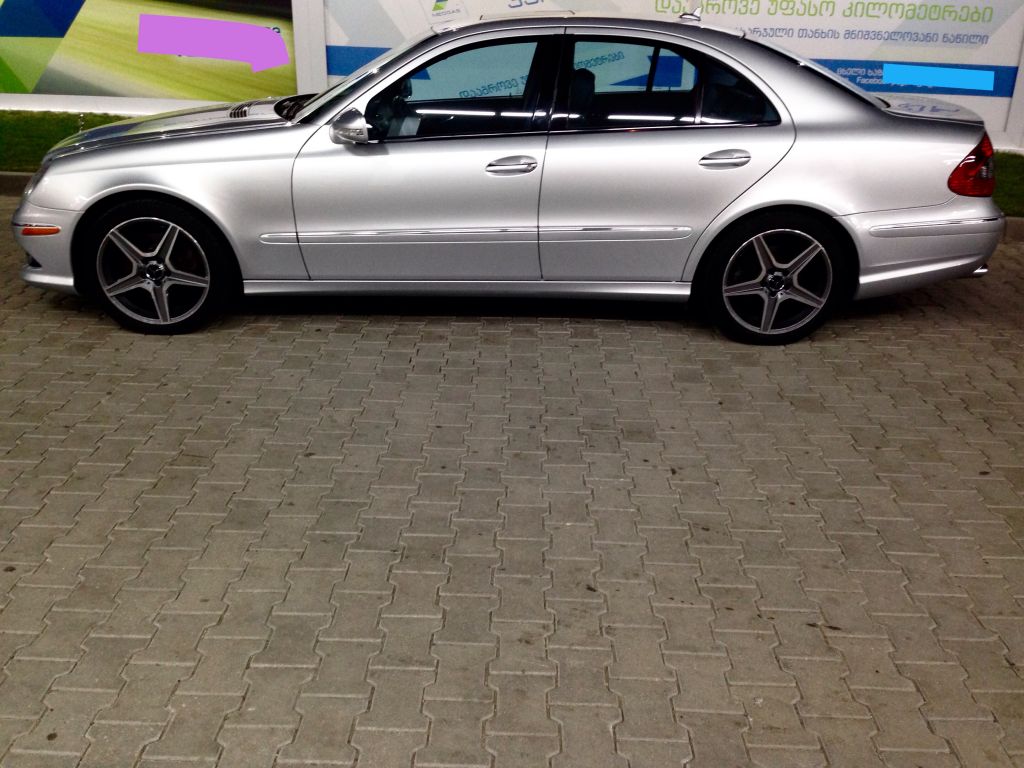 Sedan - MERCEDES-BENZ