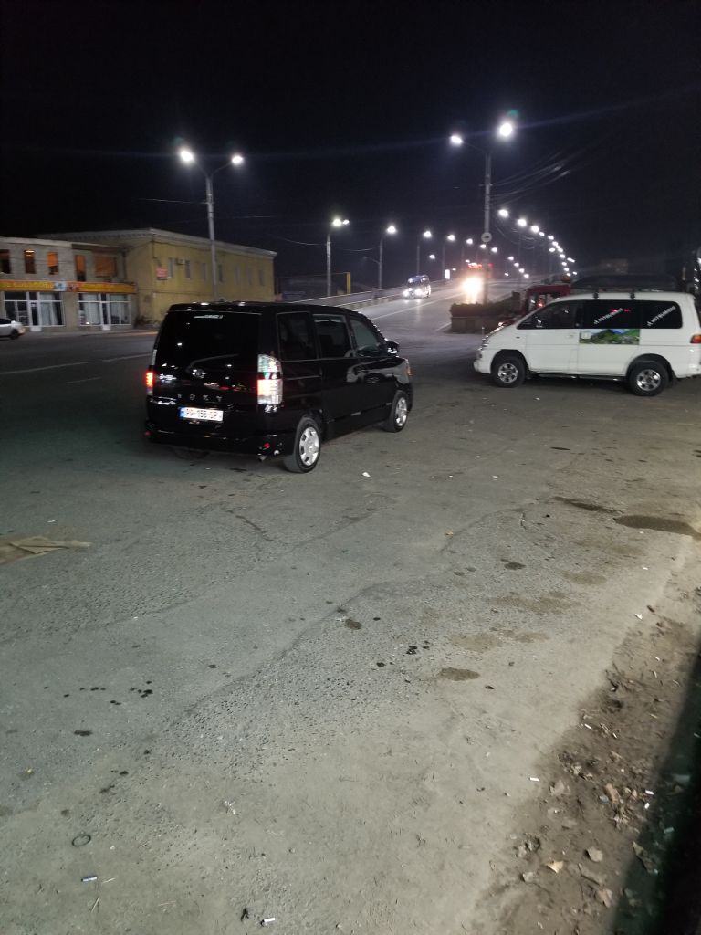 მინივენი - TOYOTA