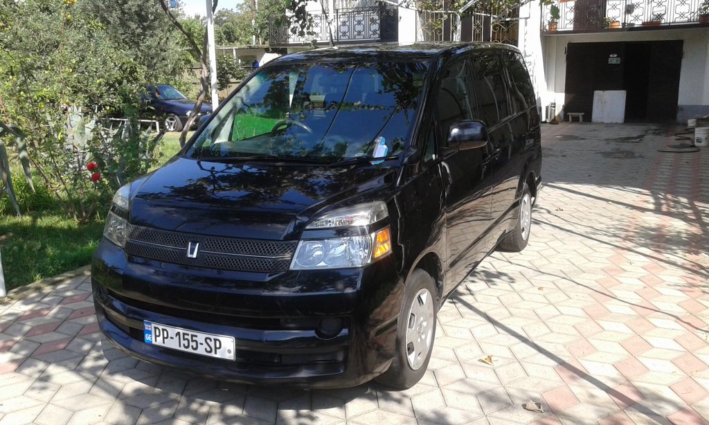 მინივენი - TOYOTA