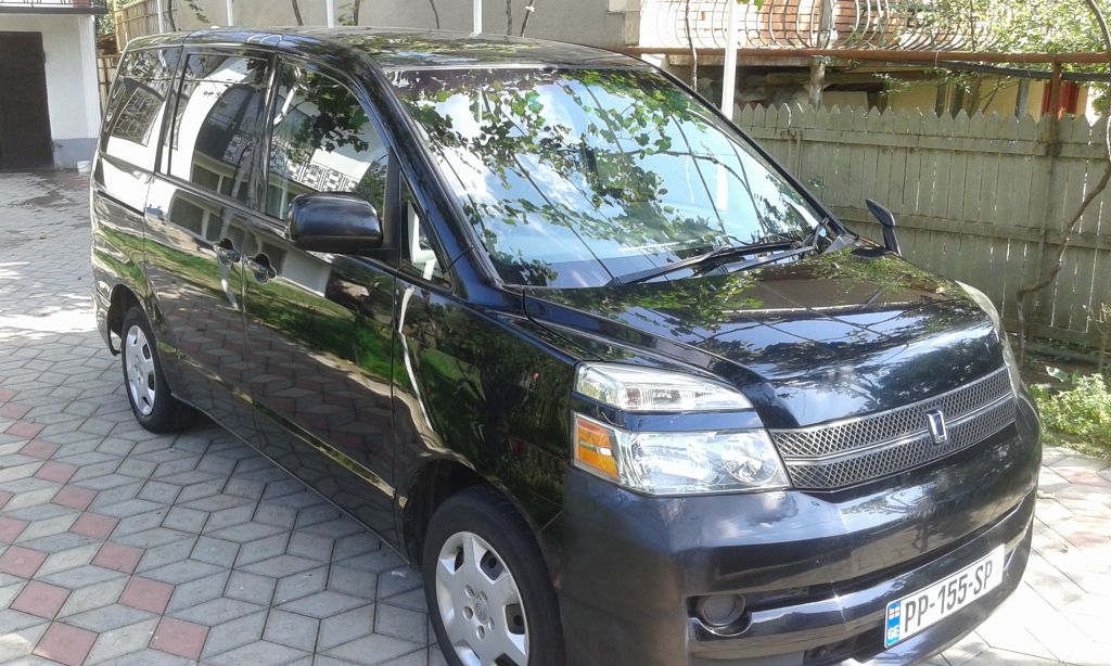 მინივენი - TOYOTA