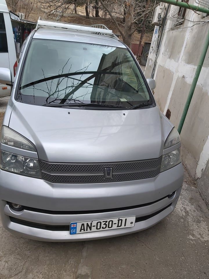 მინივენი - TOYOTA