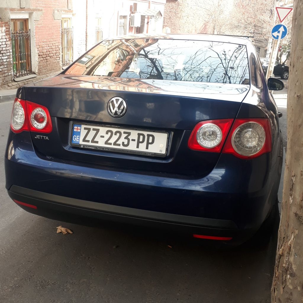 სედანი - VOLKSWAGEN