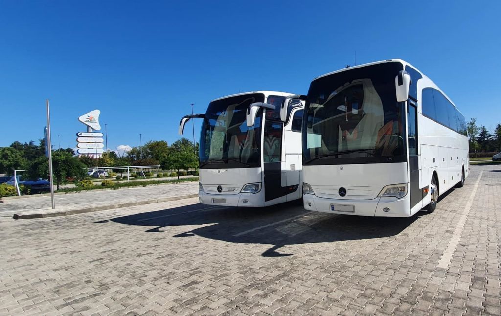 ავტობუსი - MERCEDES-BENZ