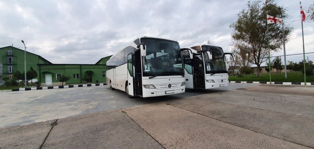 автобус - MERCEDES-BENZ