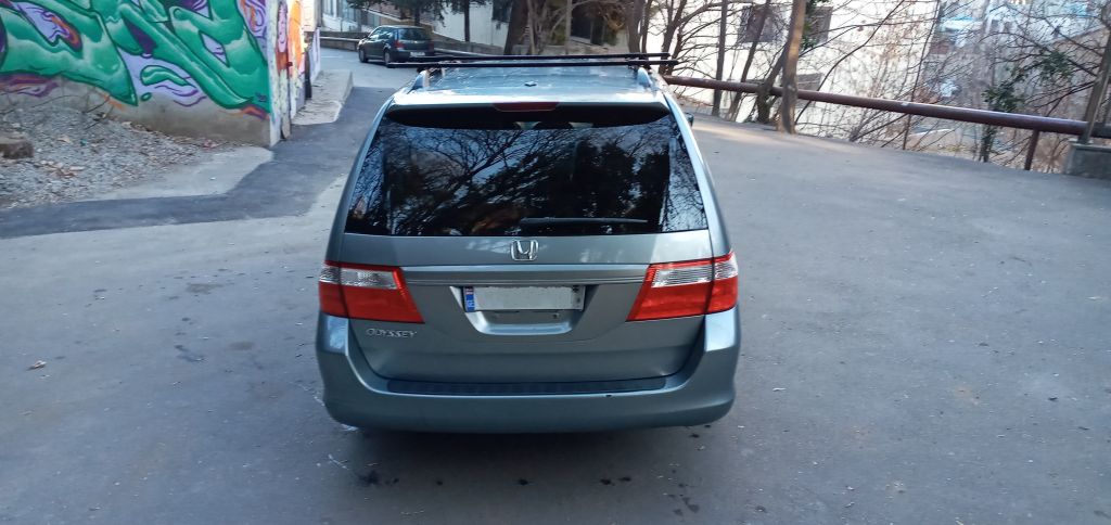 მინივენი - HONDA