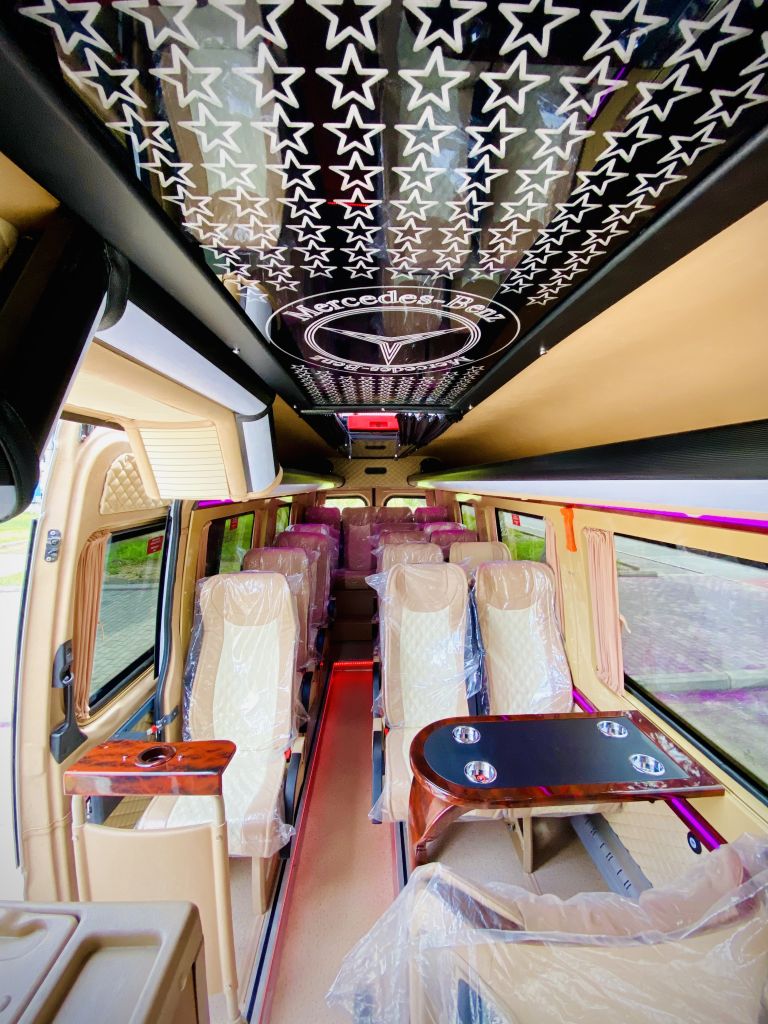 მრ.ავტობუსი - MERCEDES-BENZ