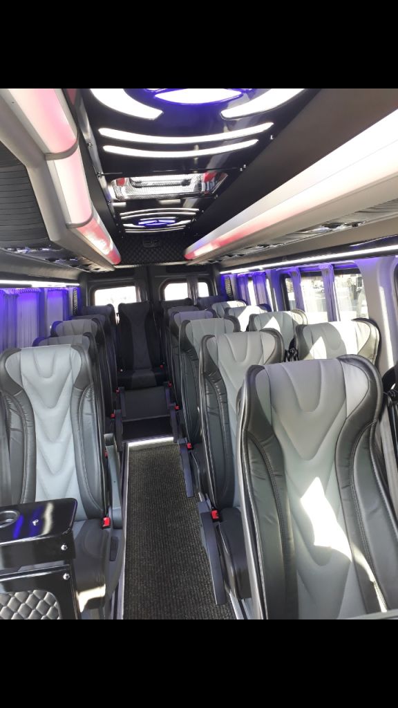 მრ.ავტობუსი - MERCEDES-BENZ